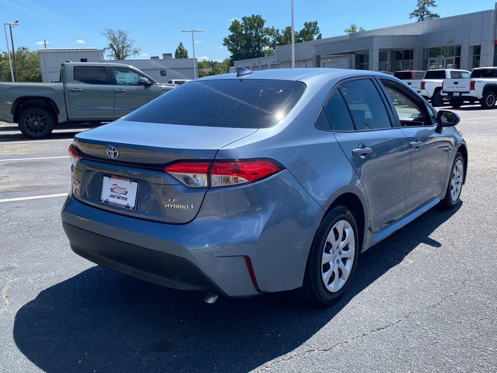 2024 Toyota Corolla Hybrid LE photo 12