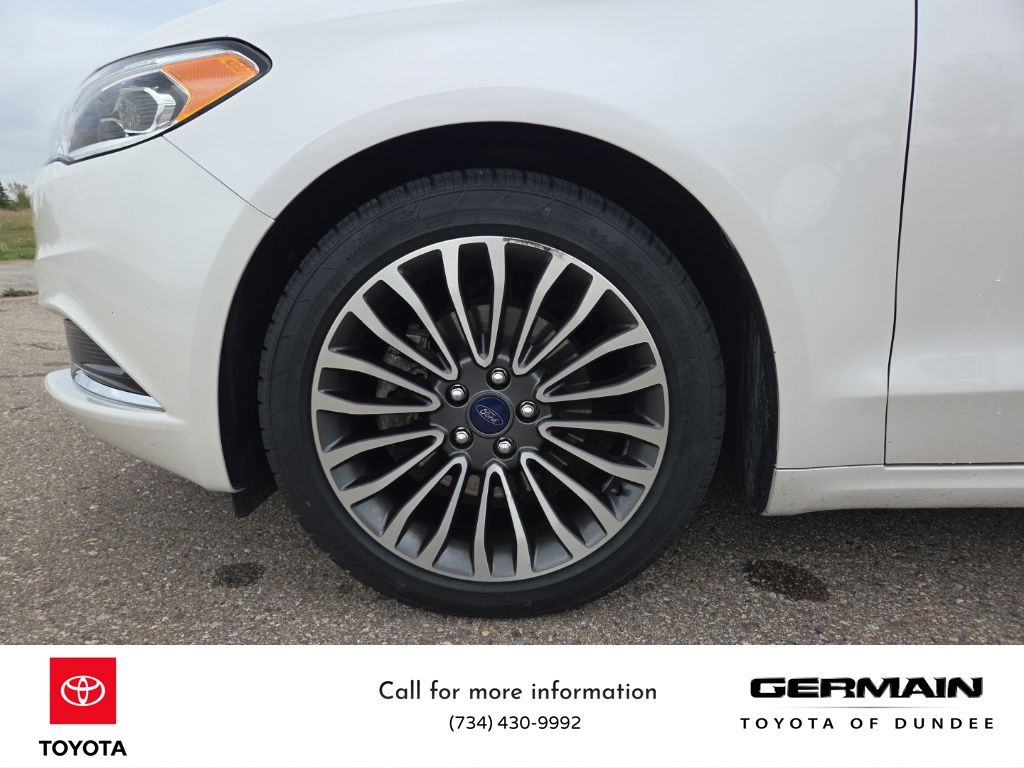 2018 Ford Fusion SE photo 10