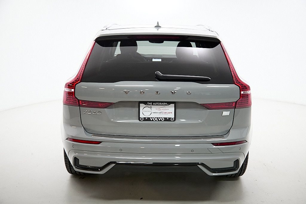 2024 VOLVO XC60 - Image 7