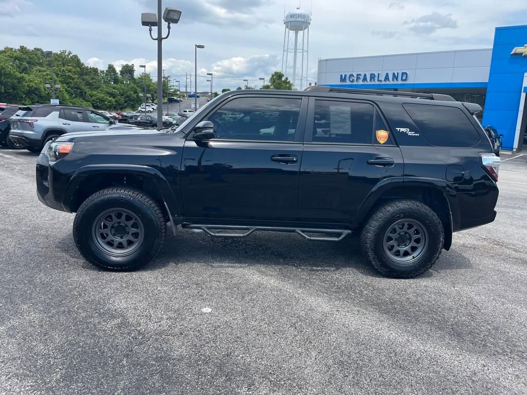 2019 Toyota 4Runner TRD Premium photo 2