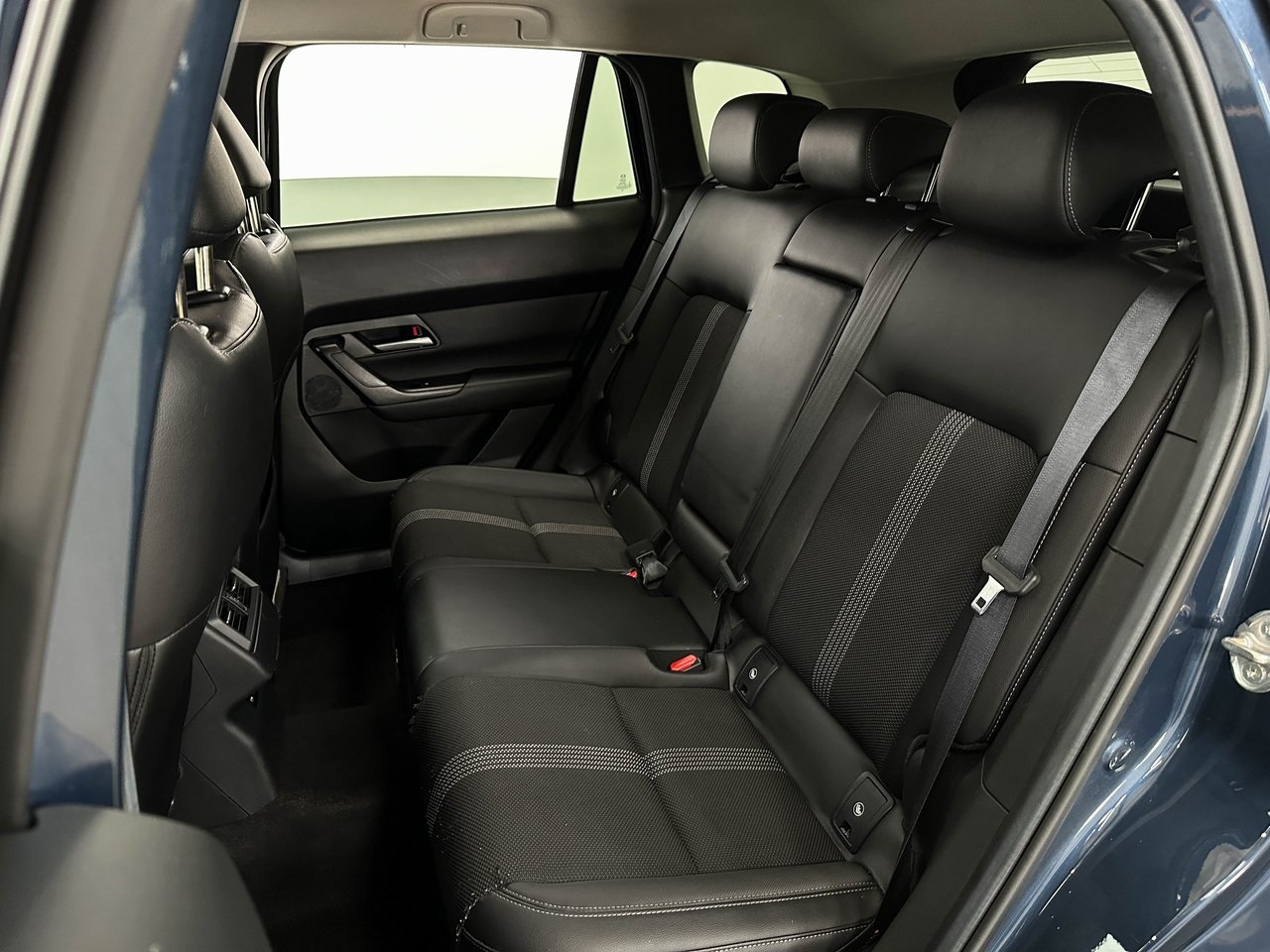 2024 Mazda CX-50 2.5 S Preferred photo 16