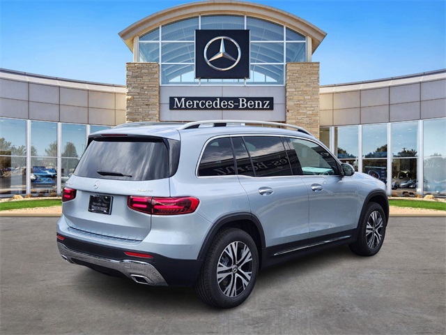 2026 Mercedes Benz GLB 250 4MATIC photo 4