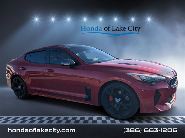 2018 Kia Stinger GT2's photo