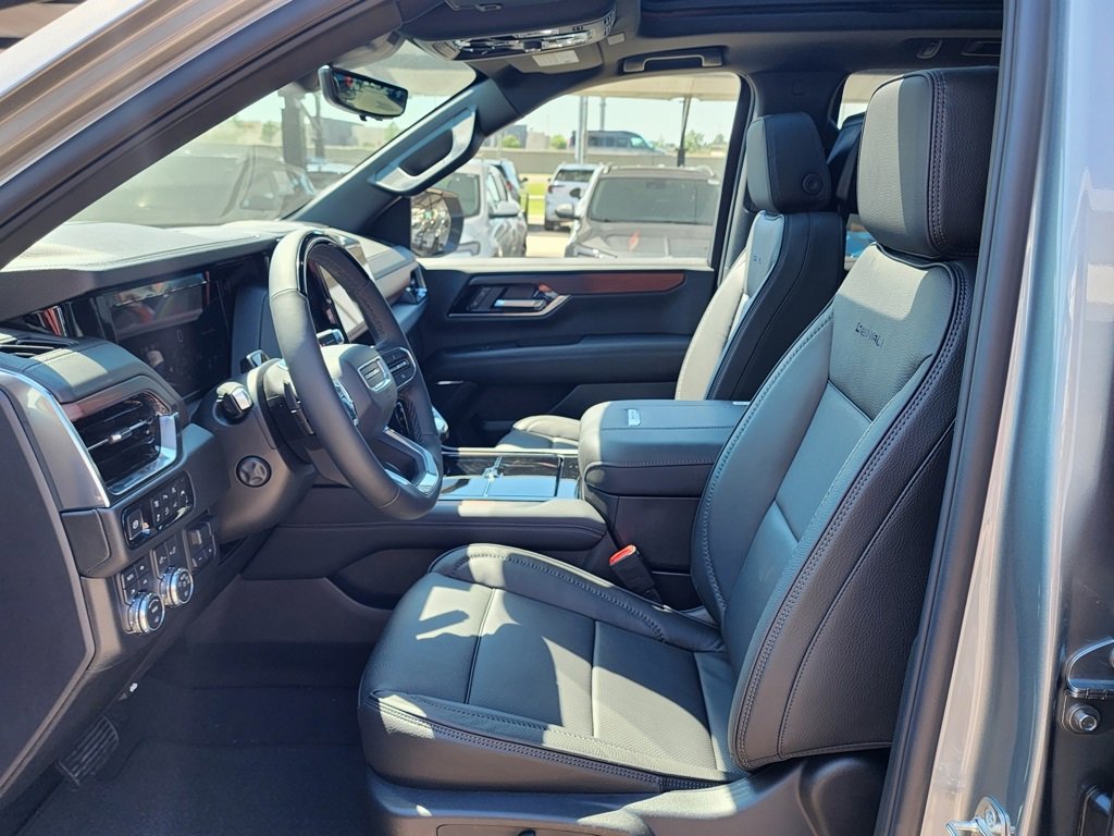 2026 Gmc Yukon Denali photo 11