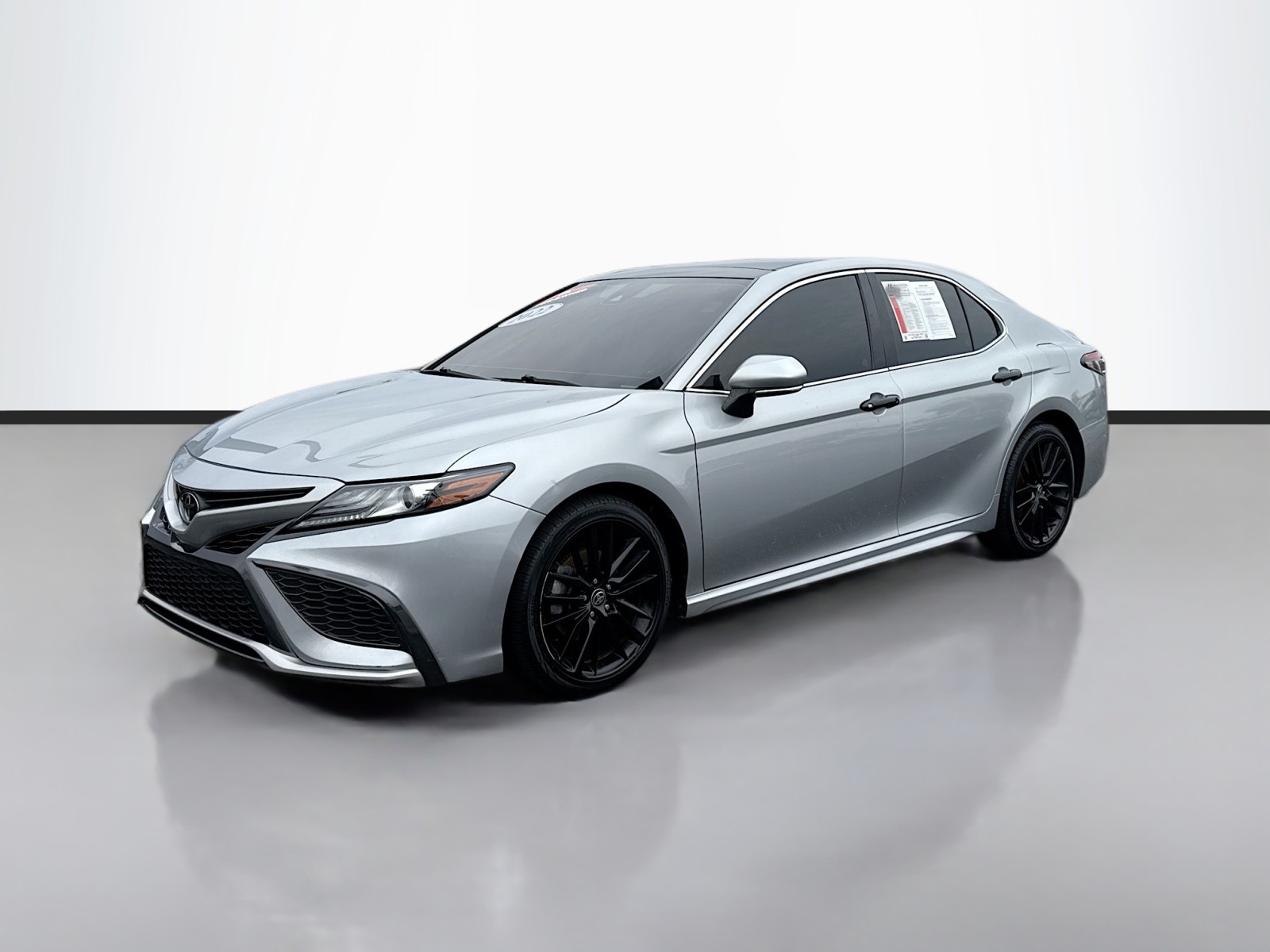 2022 Toyota Camry XSE's photo