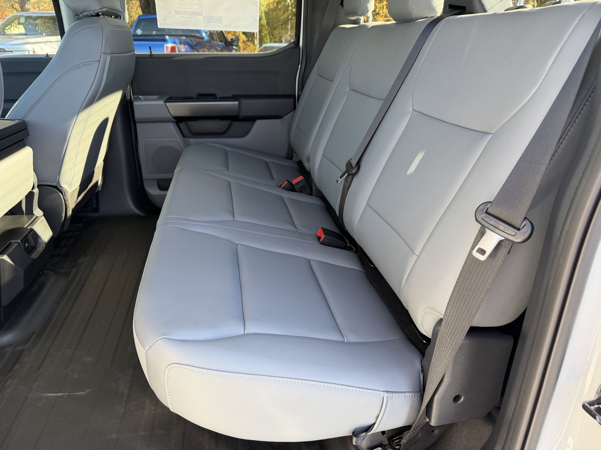 2025 Ford F-150 XL photo 3