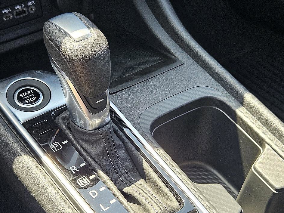 2025 Nissan Sentra SV photo 23