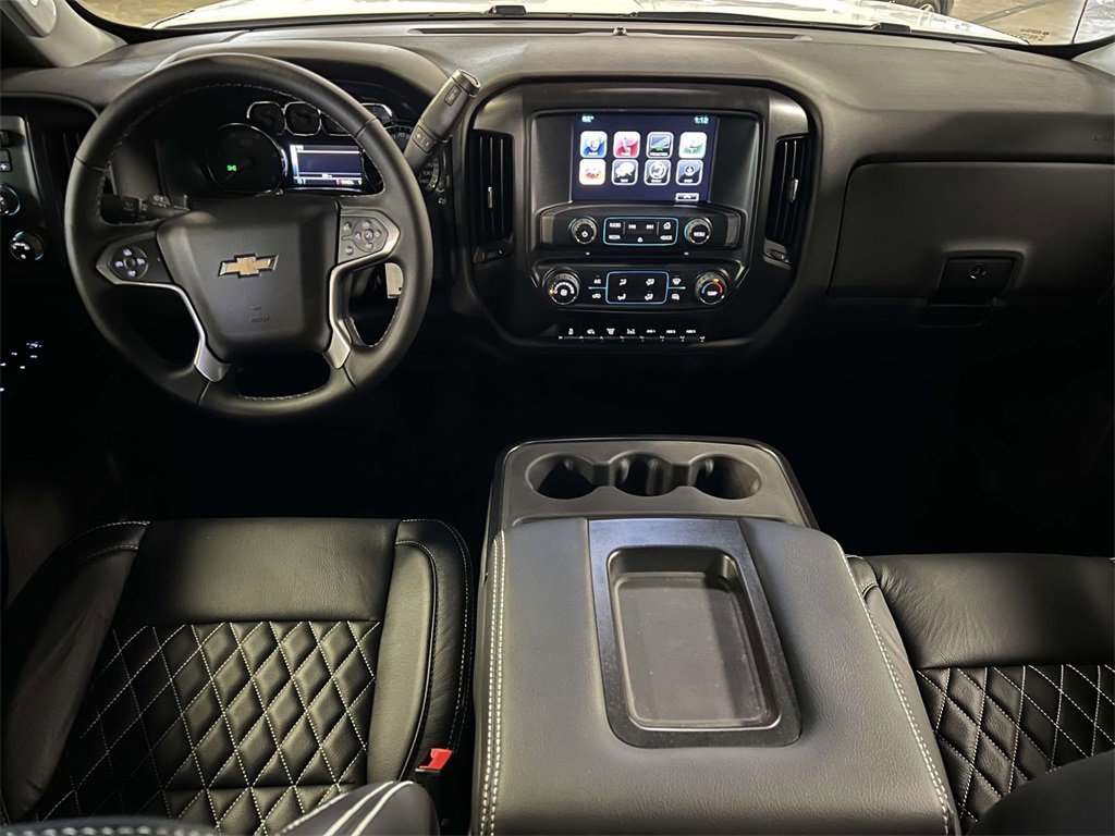 2024 Chevrolet Silverado 4500HD Work Truck photo 2