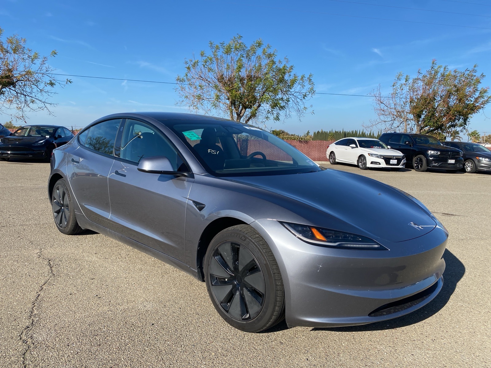 2025 Tesla Model 3 Long Range photo 3