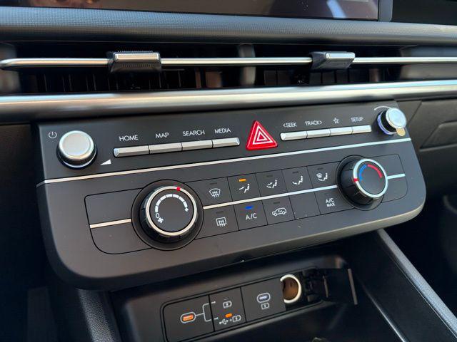 2026 Hyundai Tucson SE photo 4