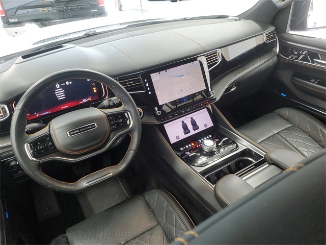 2024 Jeep Grand Wagoneer III photo 25