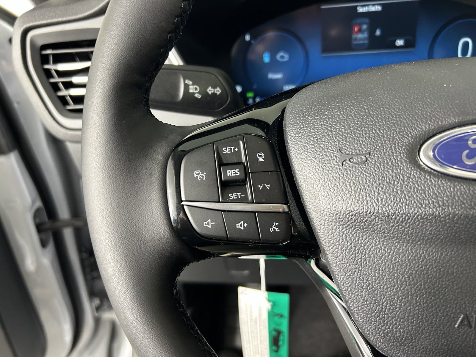2025 Ford Escape photo 29