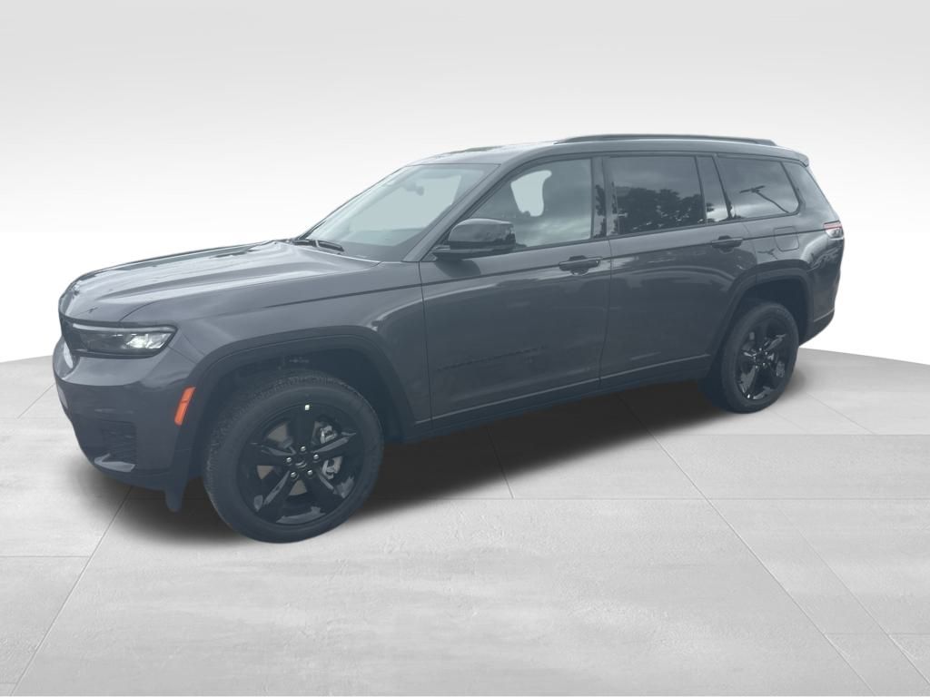 2025 Jeep Grand Cherokee Altitude X photo 3
