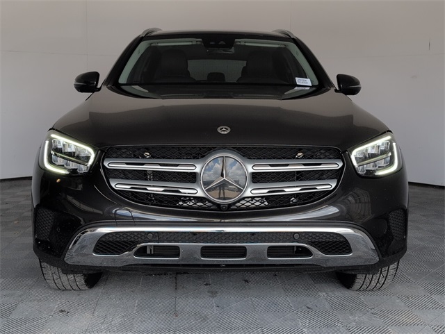 2022 Mercedes Benz GLC 300 photo 2
