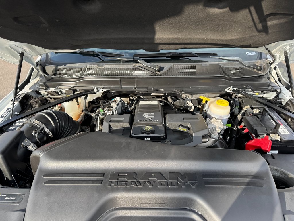 2022 Ram 3500 Tradesman photo 9