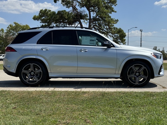2025 Mercedes Benz GLE 580 4MATIC photo 2