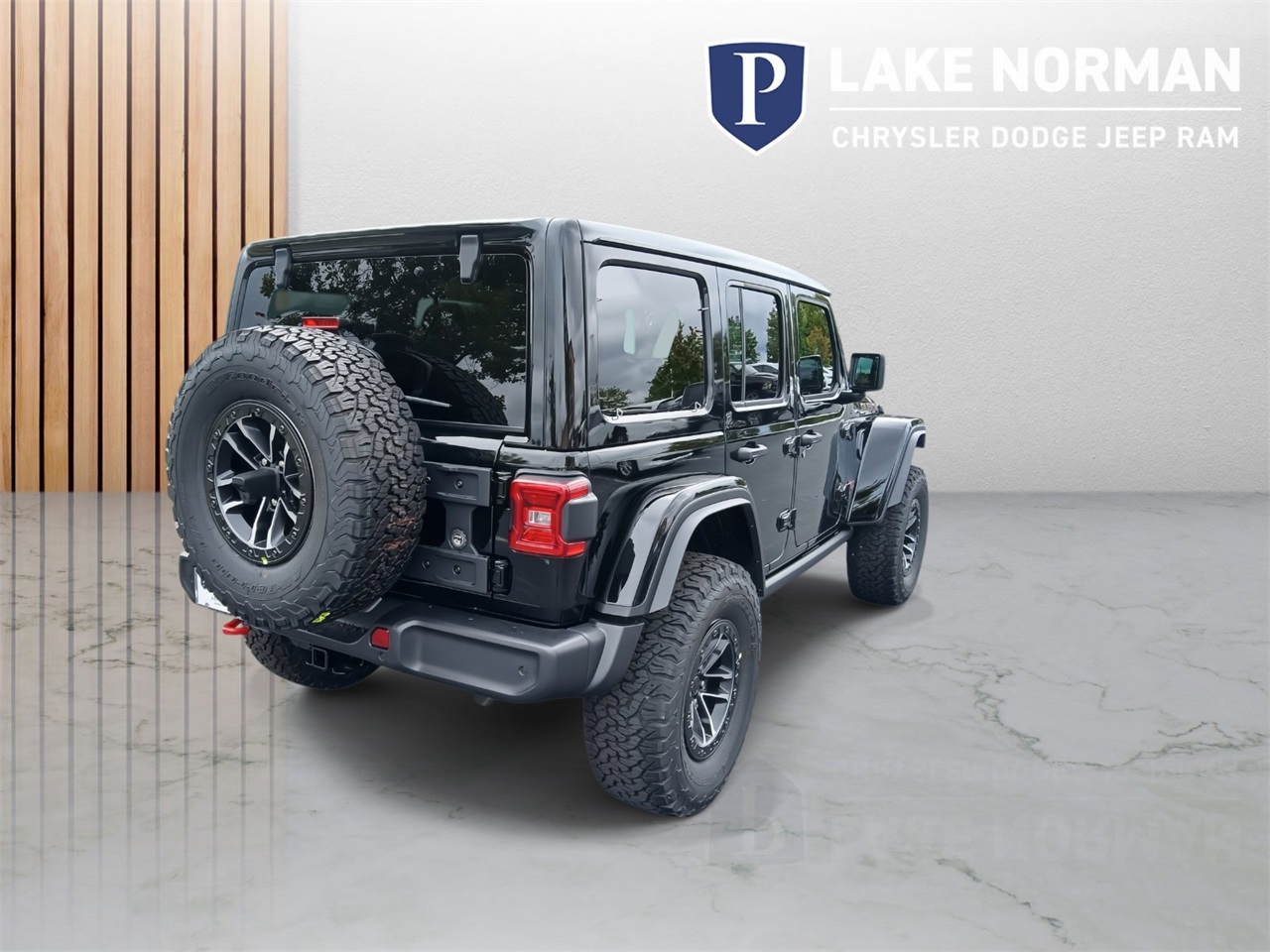2025 Jeep Wrangler Rubicon photo 8