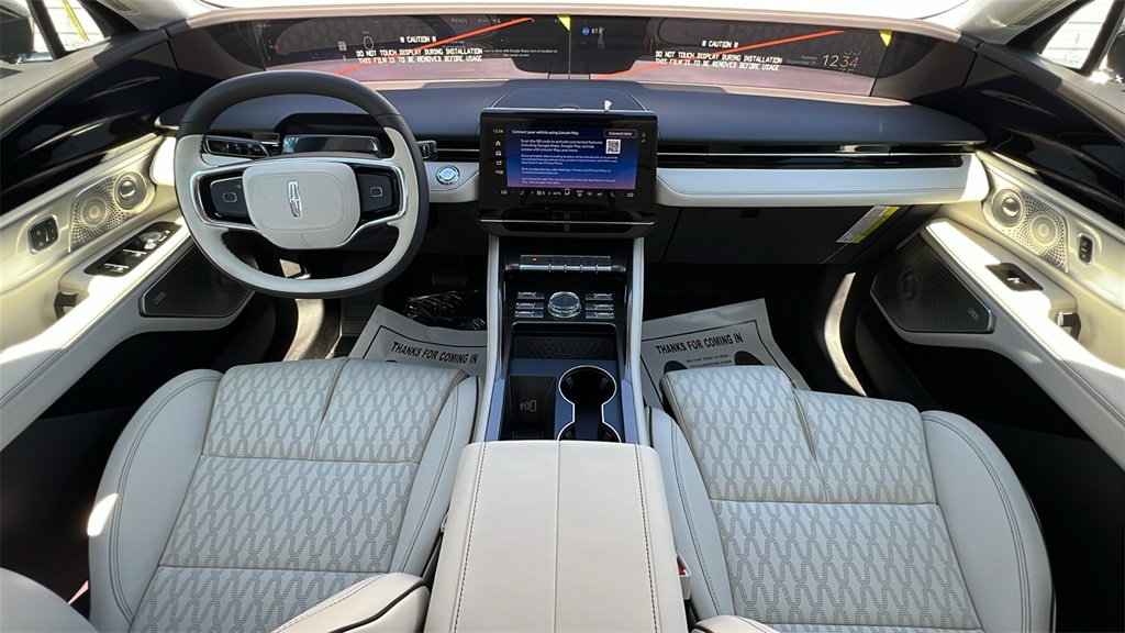 2026 Lincoln Nautilus Black Label photo 3