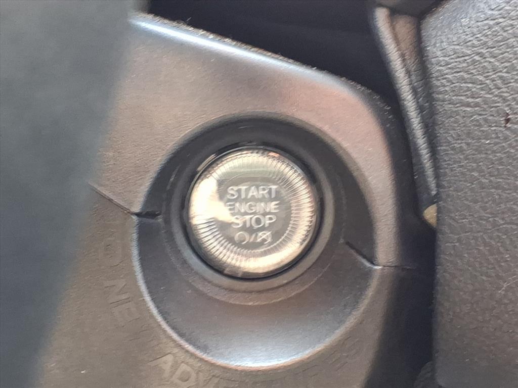 2023 Jeep Renegade Latitude Upland photo 14