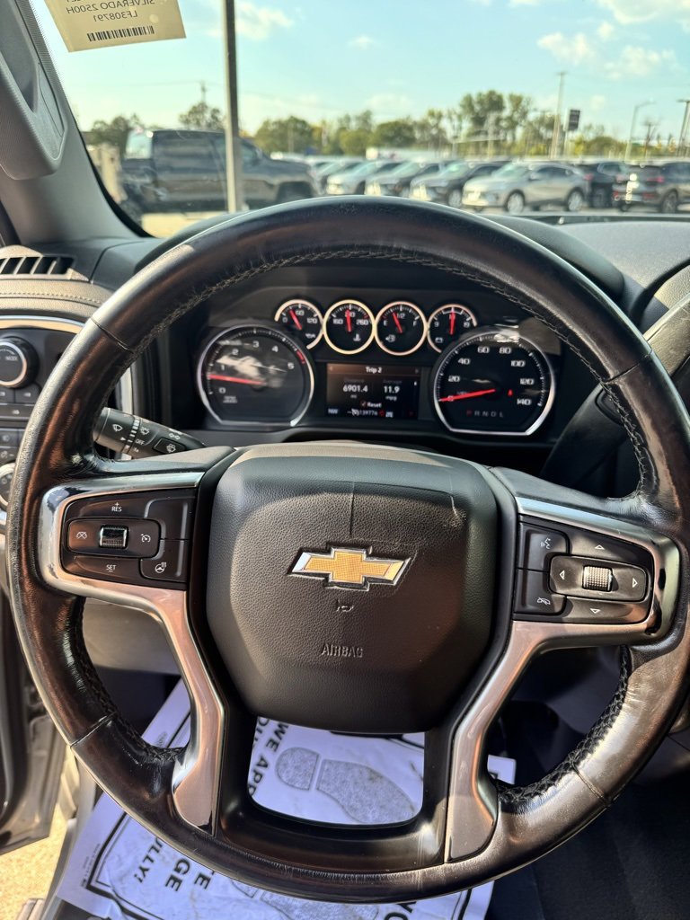 2020 Chevrolet Silverado 2500HD LT photo 10