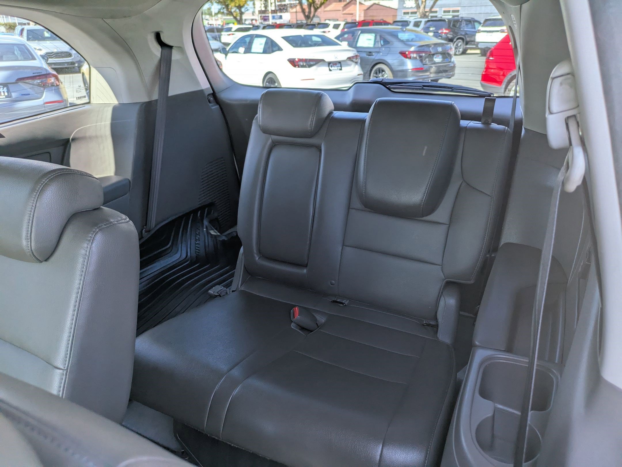 2016 Honda Odyssey Touring photo 29