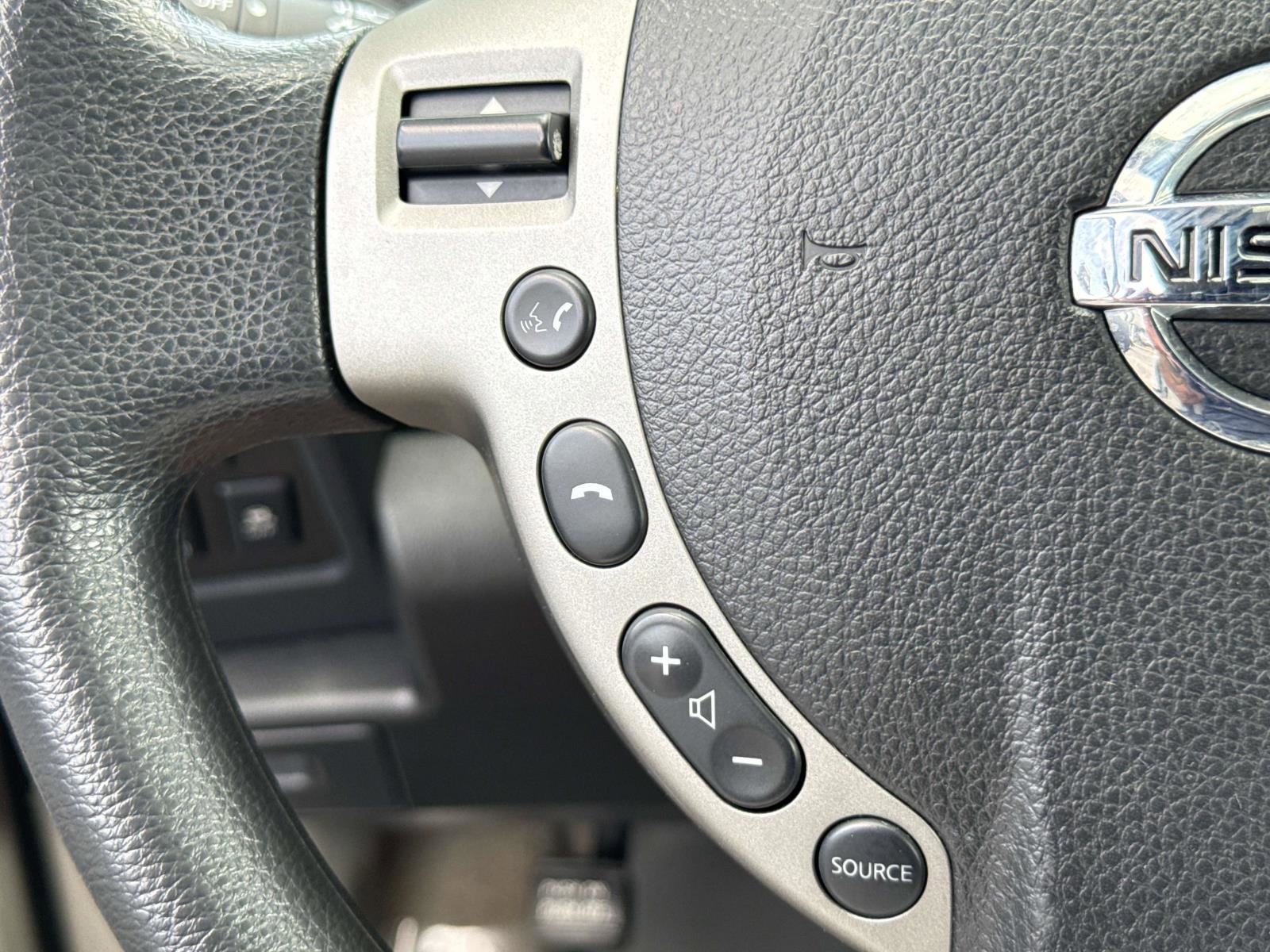 2012 Nissan Rogue Sport photo 23