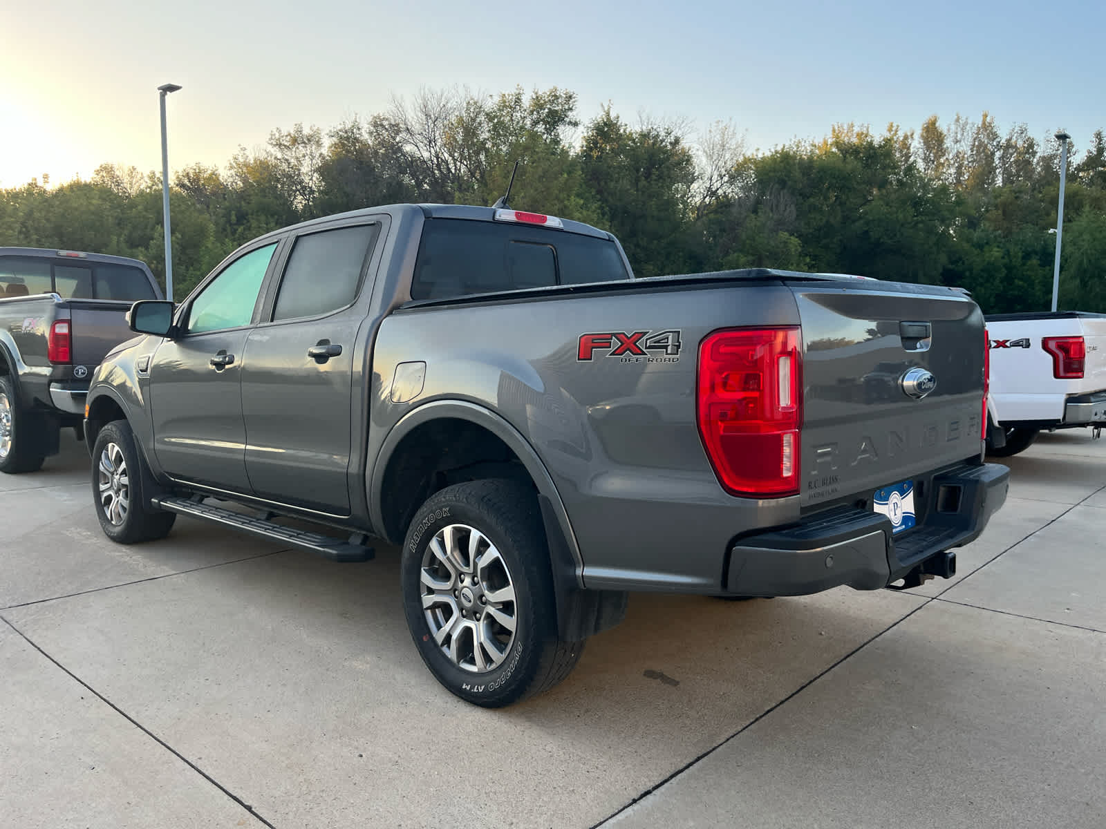 2022 Ford Ranger Lariat photo 3