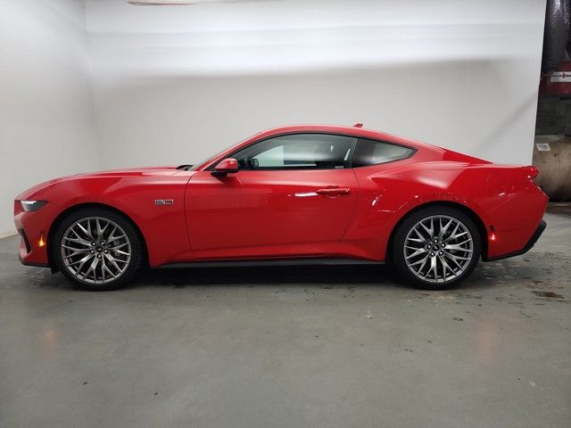 2025 Ford Mustang GT Premium photo 3