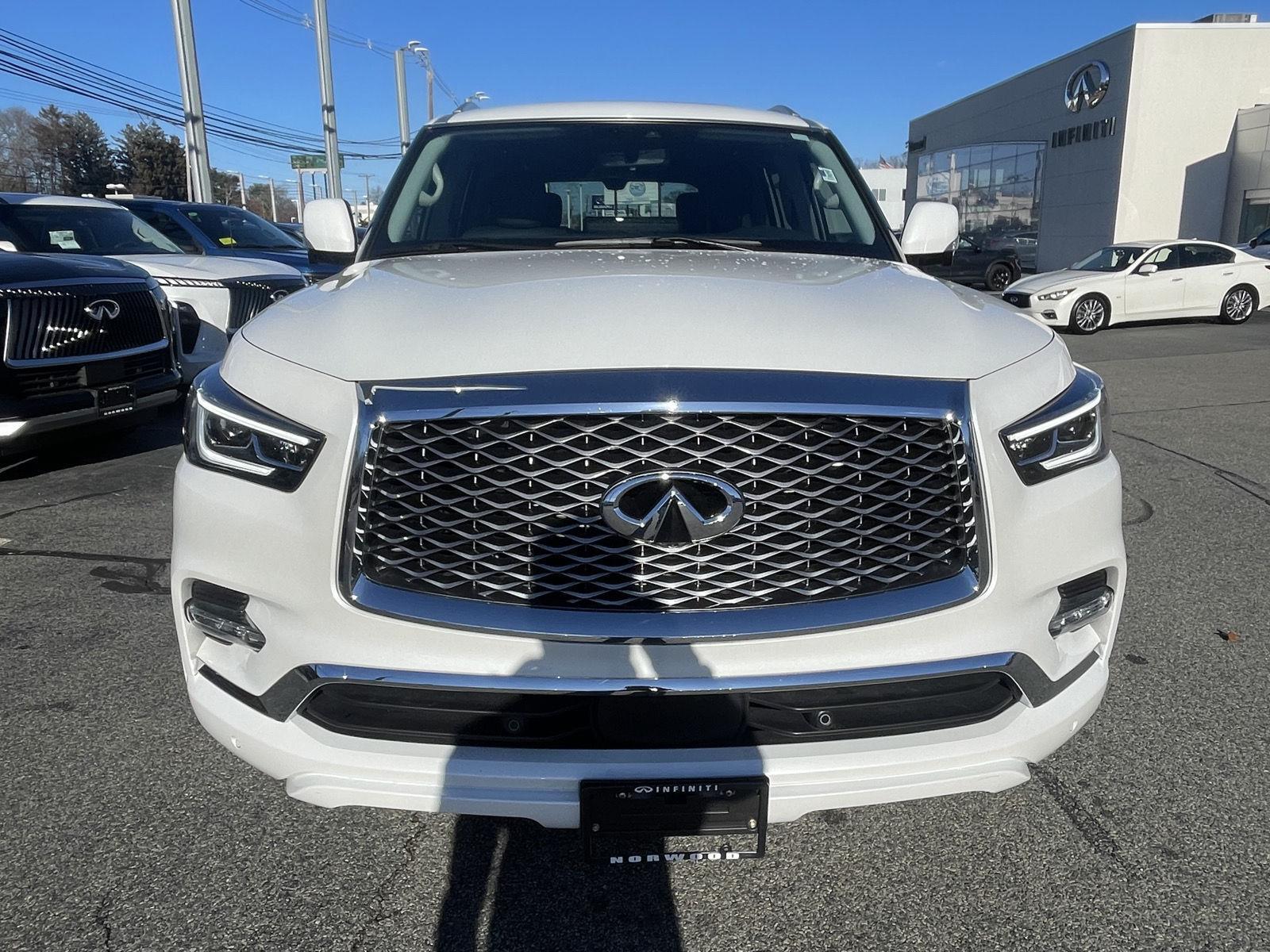 2024 Infiniti QX80 Luxe photo 2