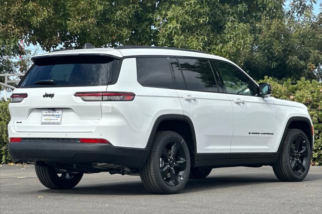 2025 Jeep Grand Cherokee Altitude X photo 4
