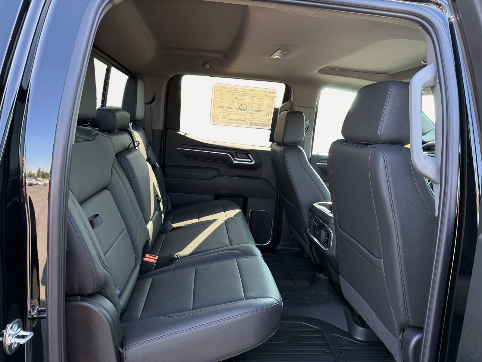 2026 Gmc Sierra 1500 SLT photo 16