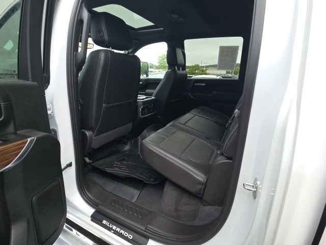 2021 Chevrolet Silverado 3500HD High Country photo 27