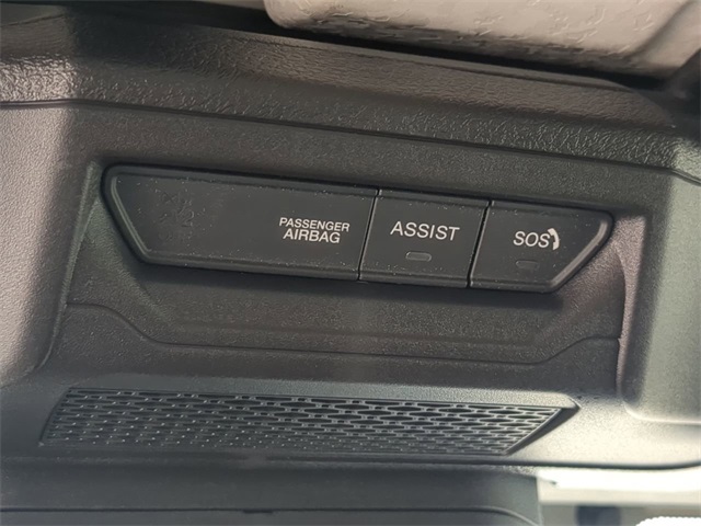 2025 Jeep Wrangler Sahara photo 20
