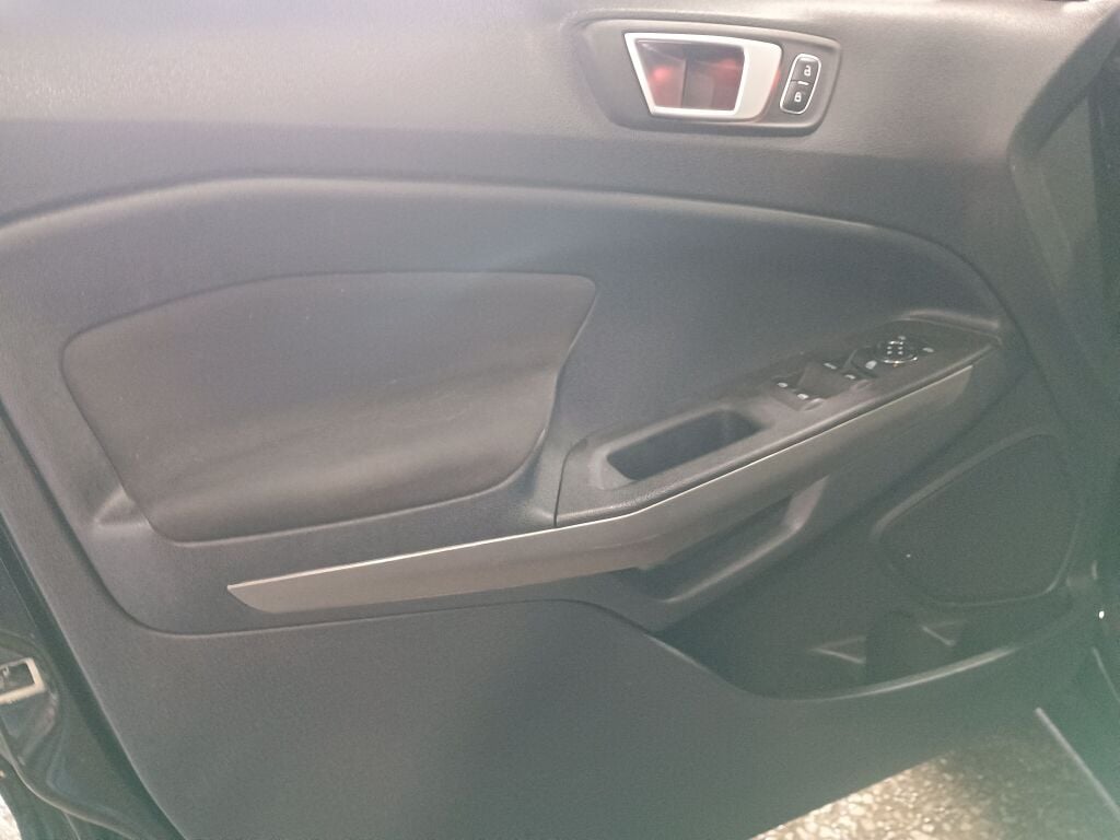 2018 Ford EcoSport SE photo 10