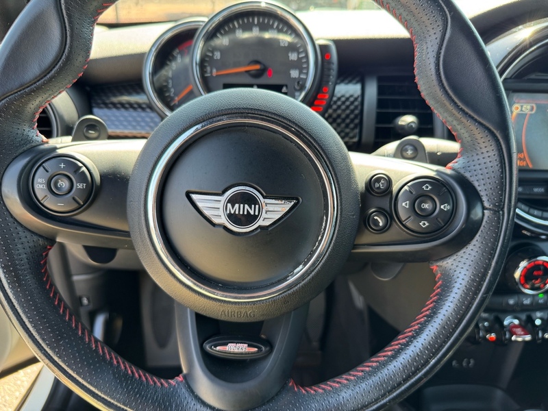 2017 Mini Cooper Convertible S photo 25