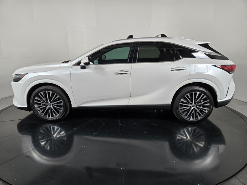2024 Lexus RX 350 Premium photo 2