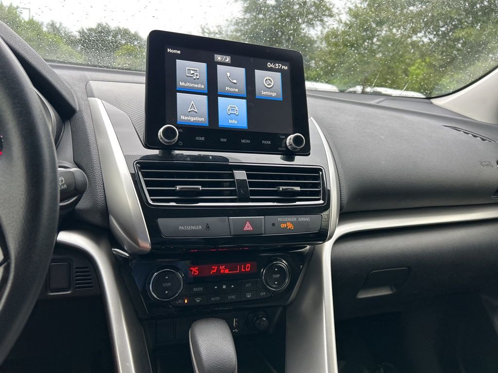 2024 Mitsubishi Eclipse Cross SE photo 25