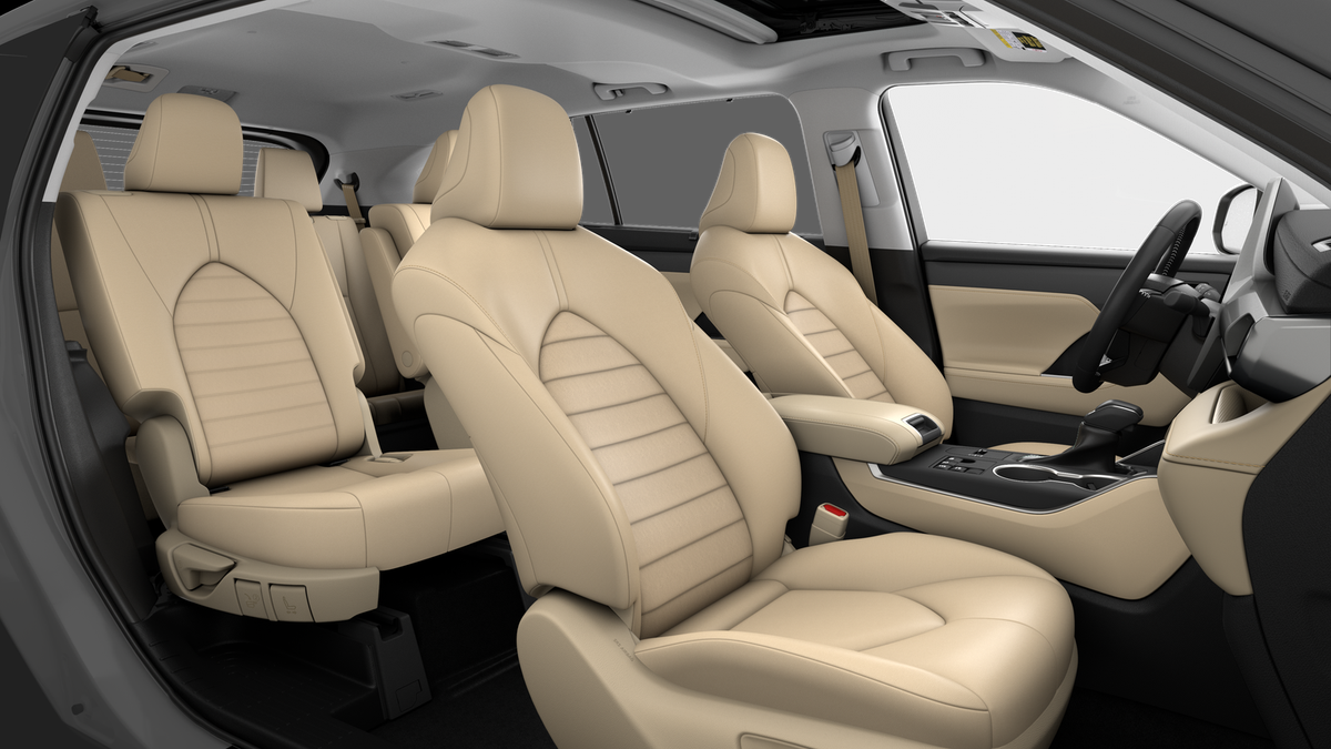 2025 Toyota Highlander XLE photo 20