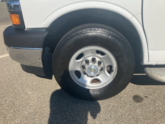 2023 Chevrolet Express 2500 Work Van photo 9