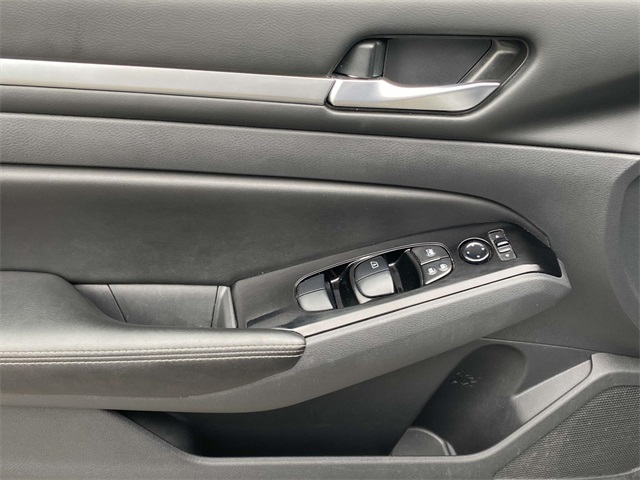 2023 Nissan Altima 2.5 SV photo 15