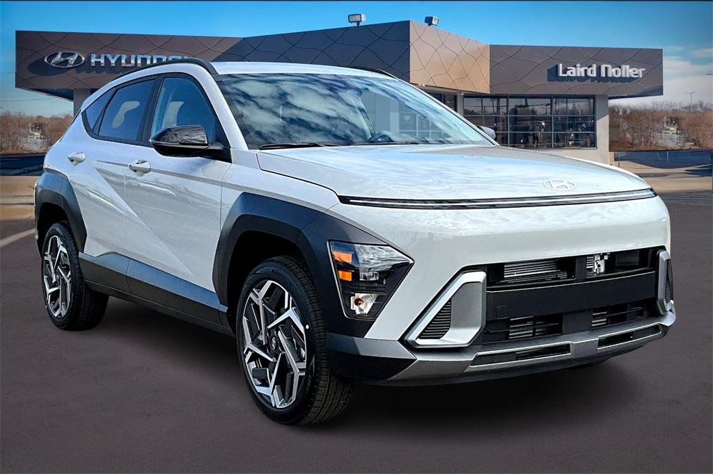 2026 Hyundai Kona SEL photo 2