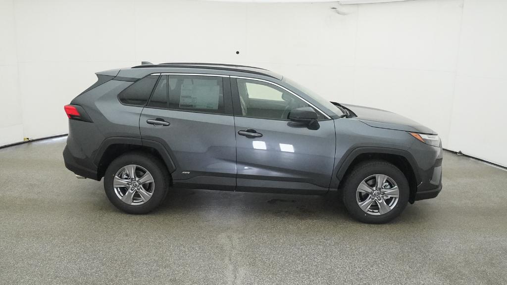 2025 Toyota RAV4 Hybrid LE photo 25