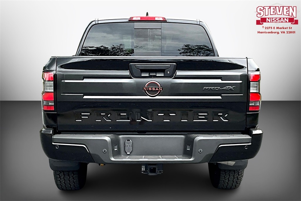 2025 Nissan Frontier PRO-4X photo 4