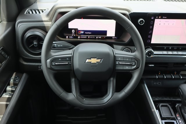 2024 Chevrolet Colorado Work Truck photo 12