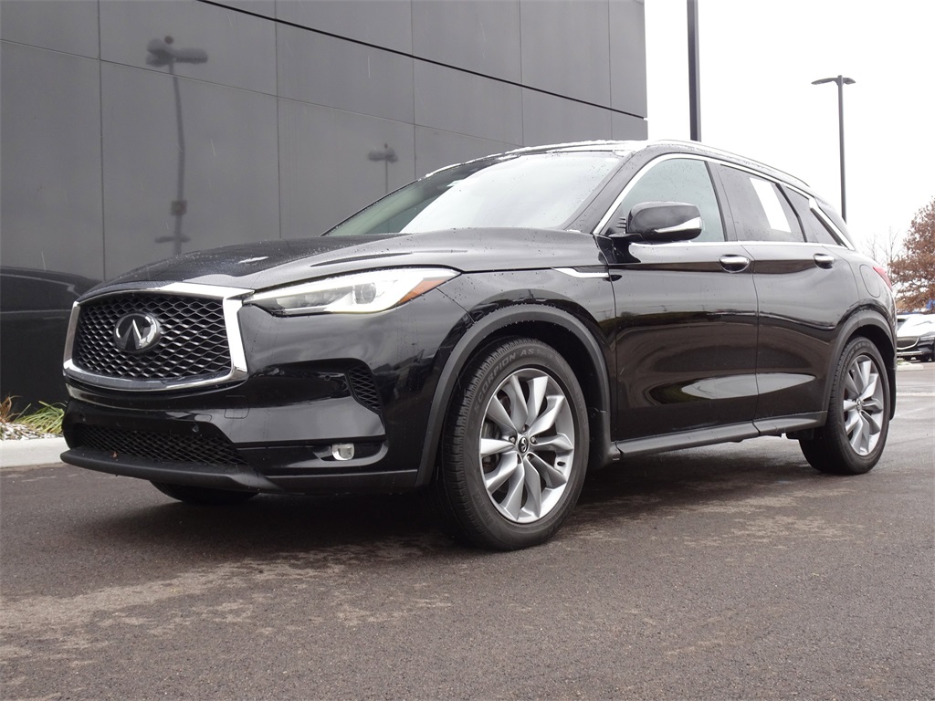 2019 INFINITI QX50 Essential's photo
