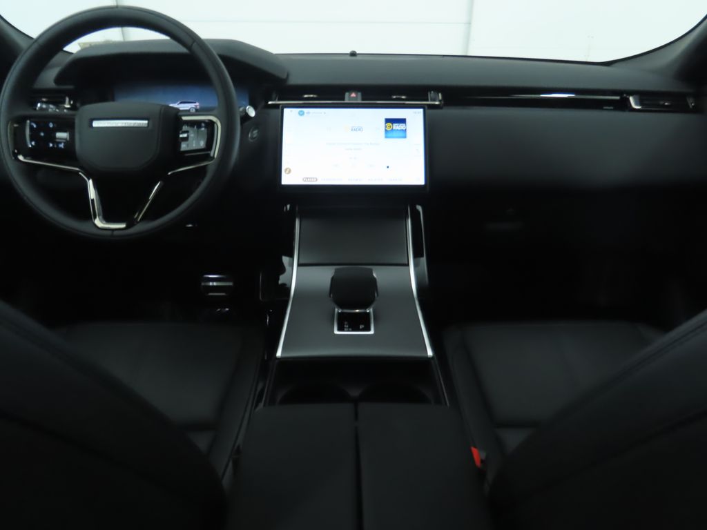 2025 Land Rover Range Rover Velar SE photo 13