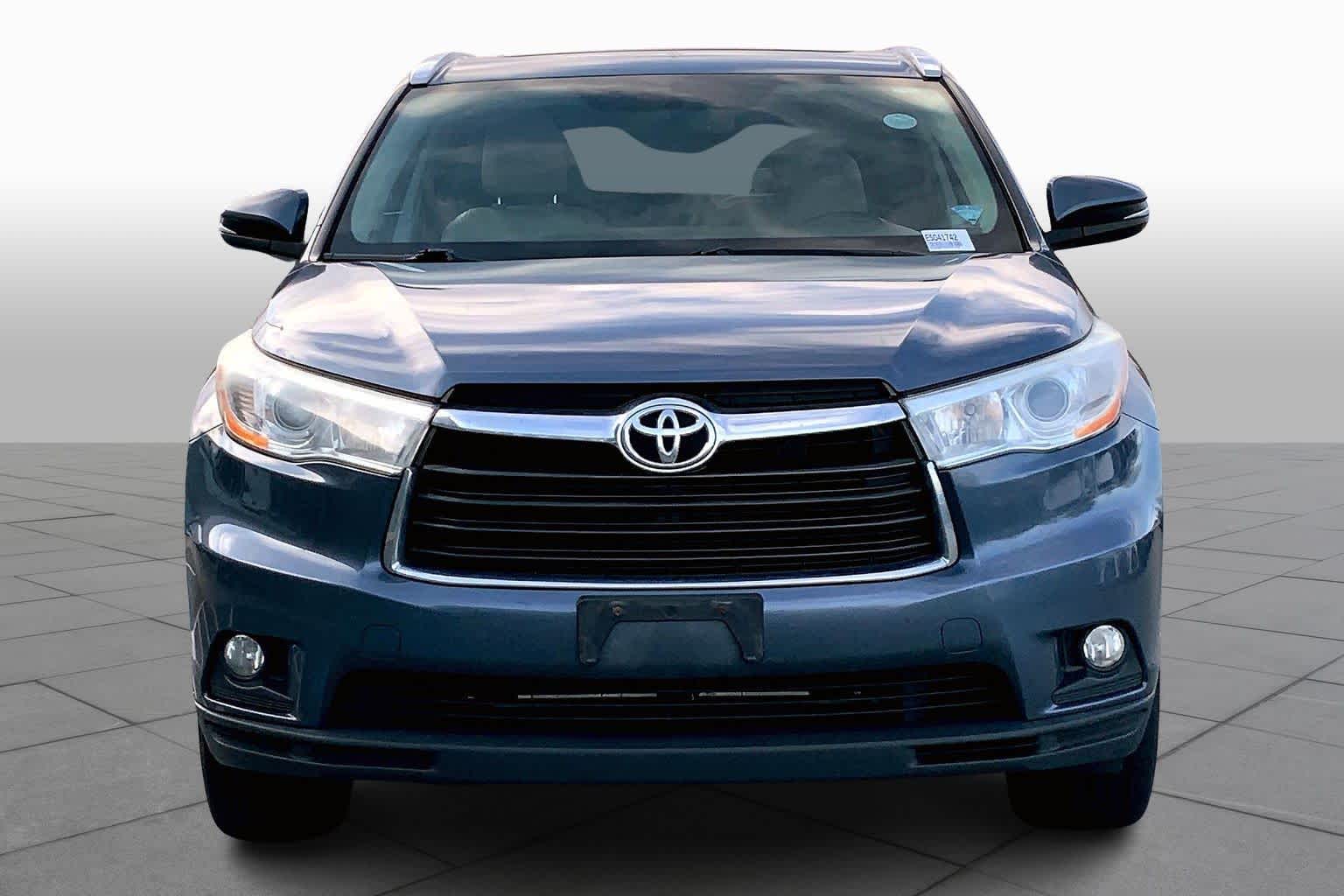 2014 Toyota Highlander XLE photo 3