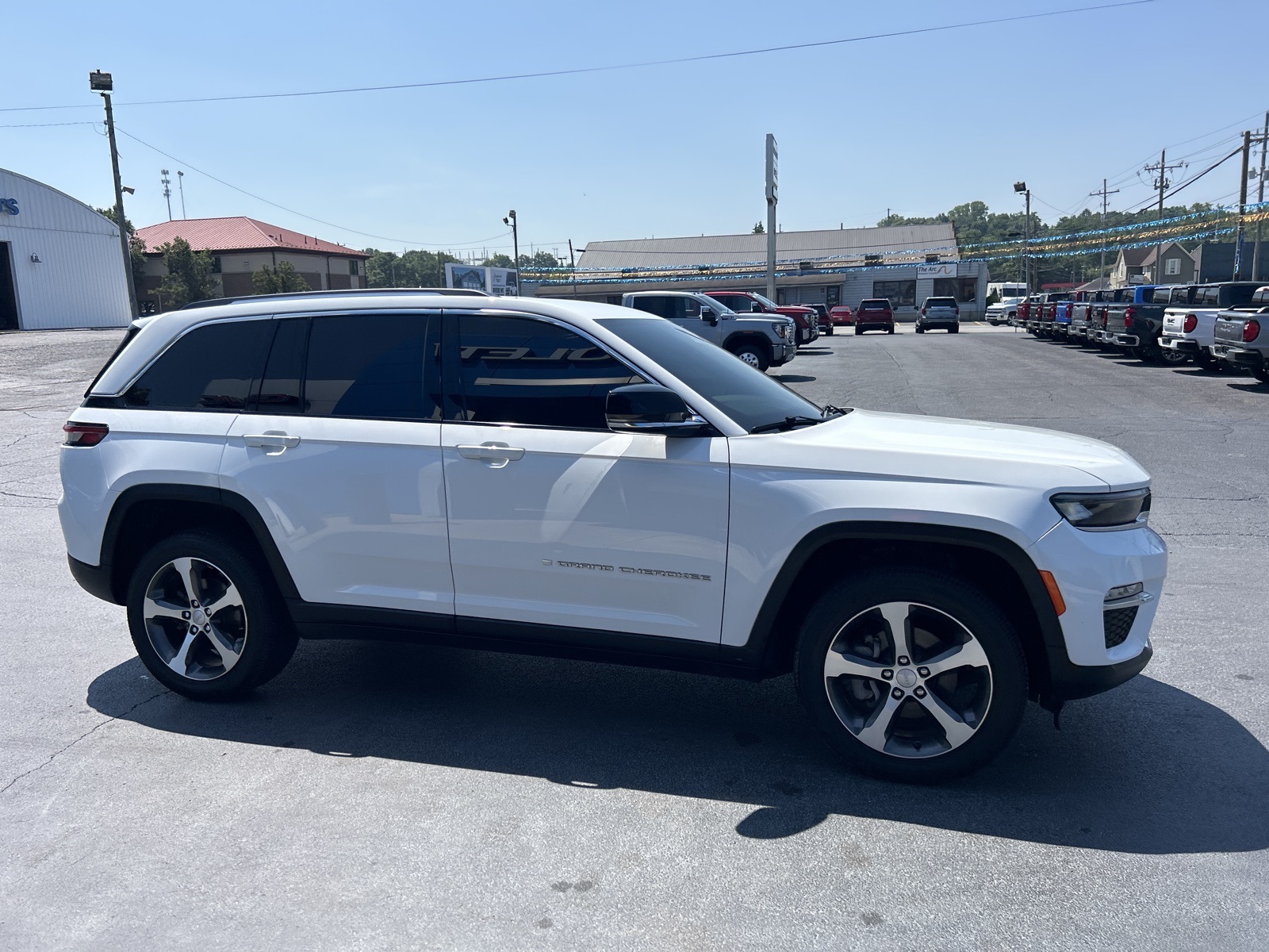 2023 Jeep Grand Cherokee Limited photo 10