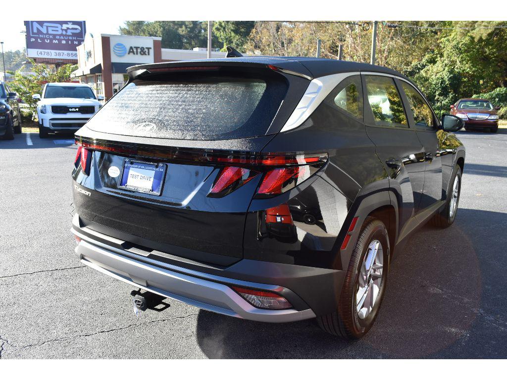 2026 Hyundai Tucson SE photo 4