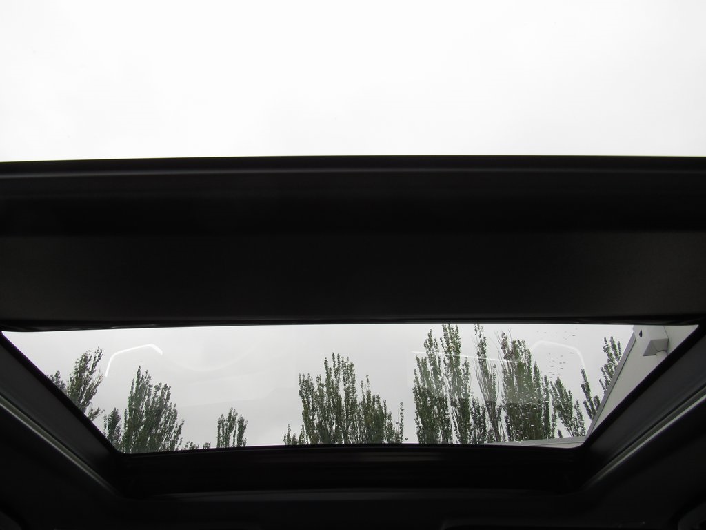 2025 Toyota RAV4 Prime XSE Premium photo 27